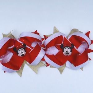 Pair of bows red, white and gold for girls with alligator clip Enhances beauty.